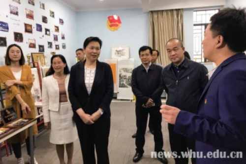问鼎娱乐