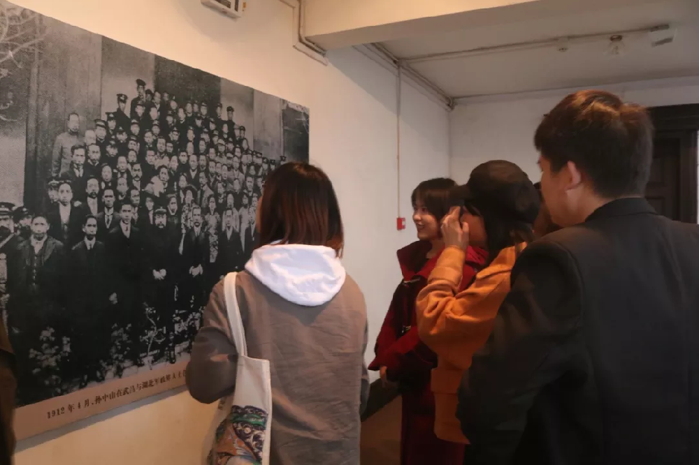 问鼎娱乐