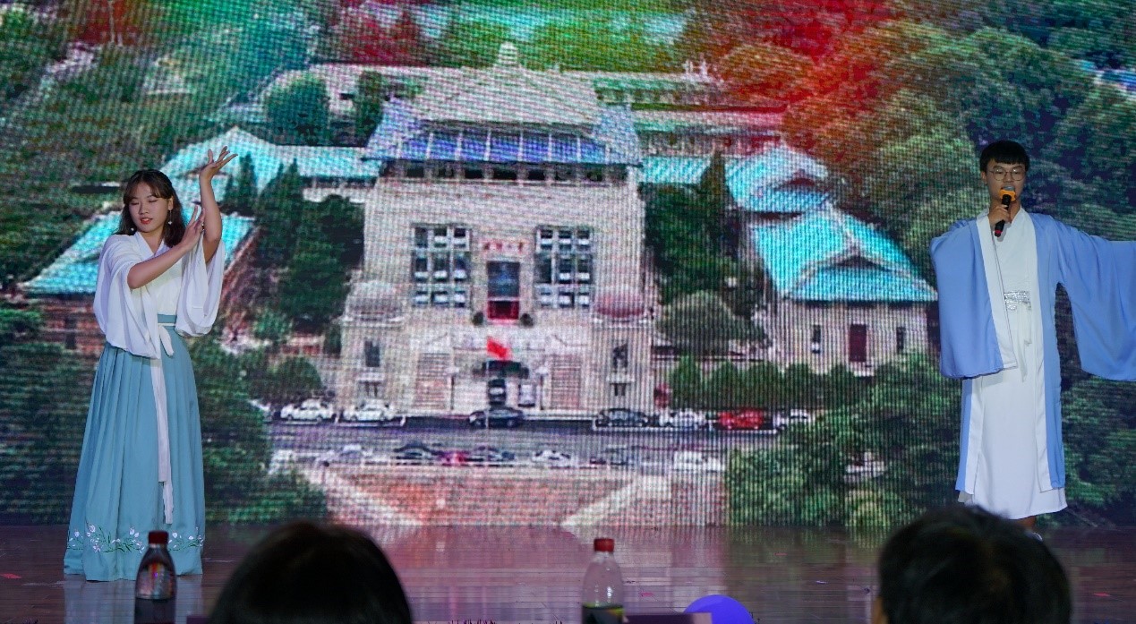 问鼎娱乐