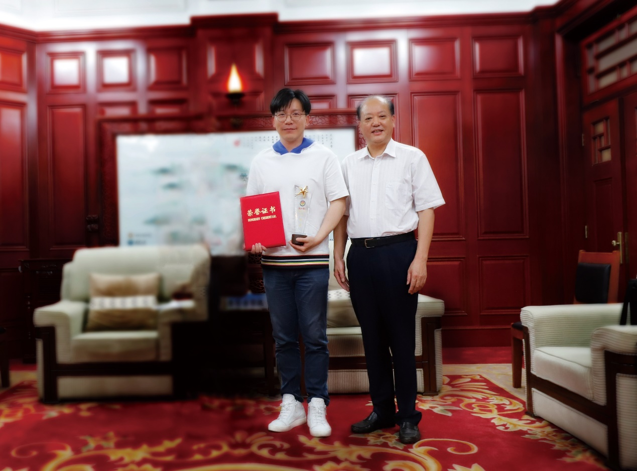 问鼎娱乐