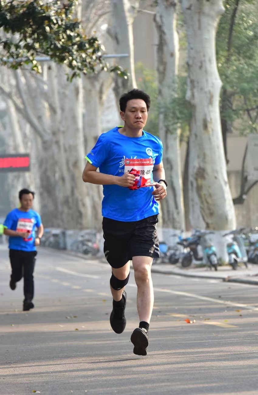 问鼎娱乐