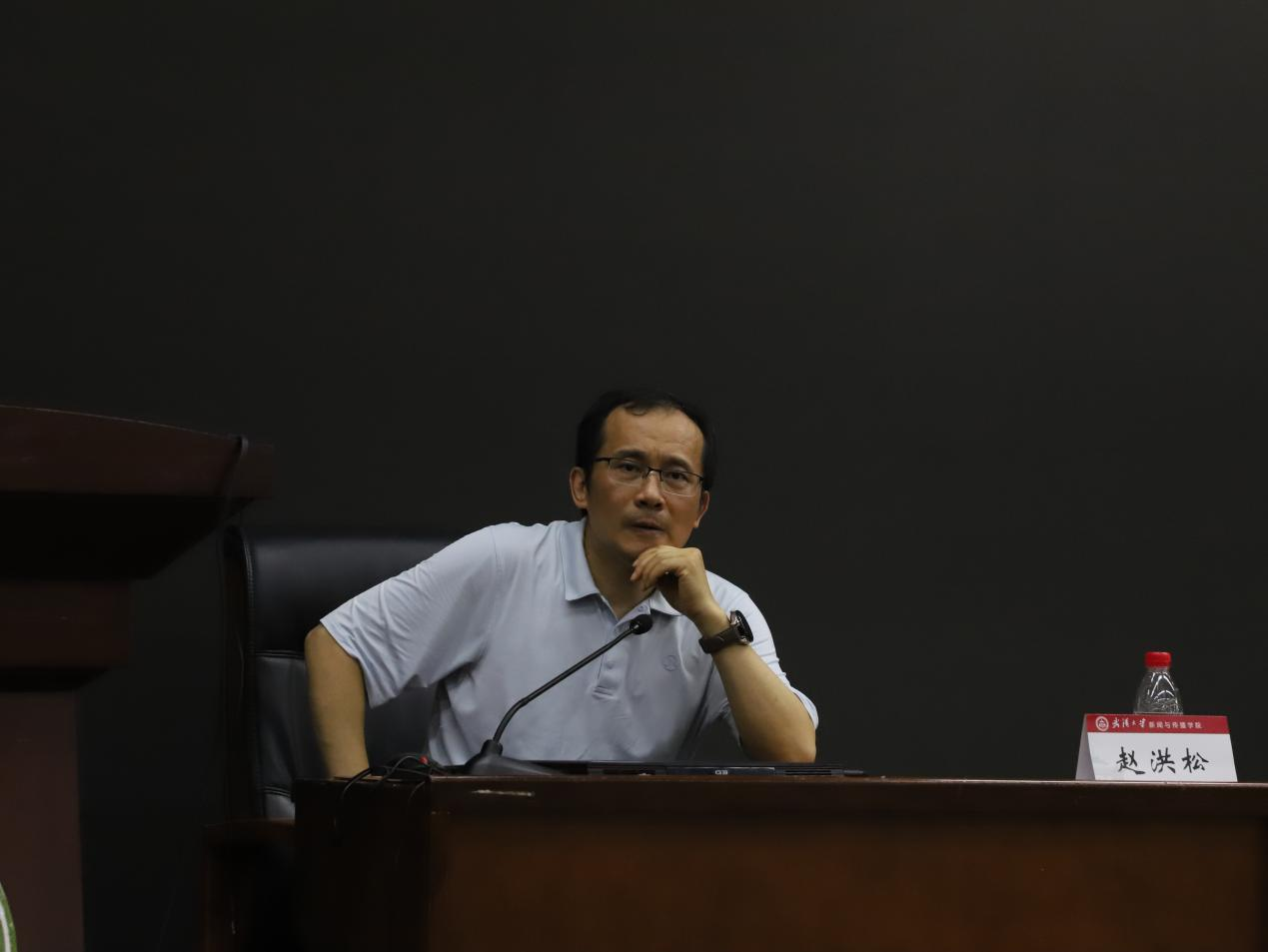 问鼎娱乐